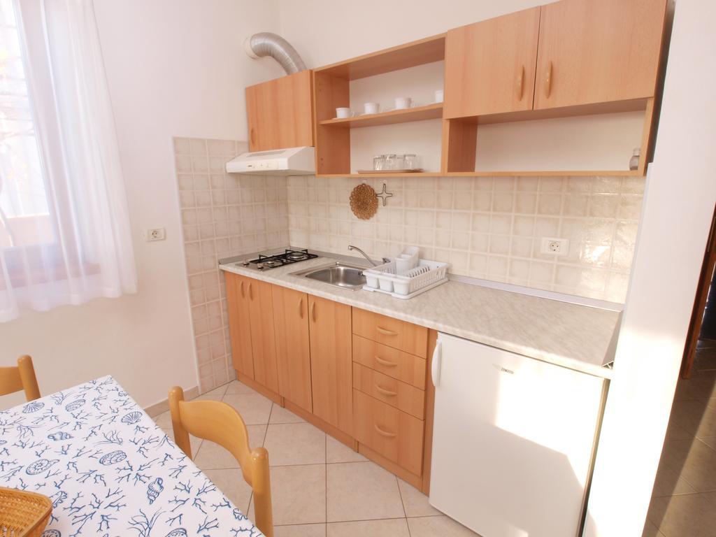 Apartments Fumica 954 Pula Luaran gambar